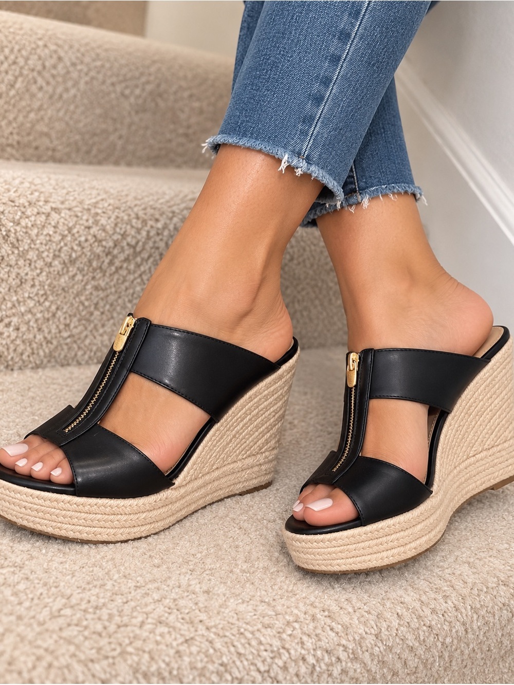 Michael Kors Espadrille Sandals Wedges Size 9.5 Black Leather Open Toe zipper